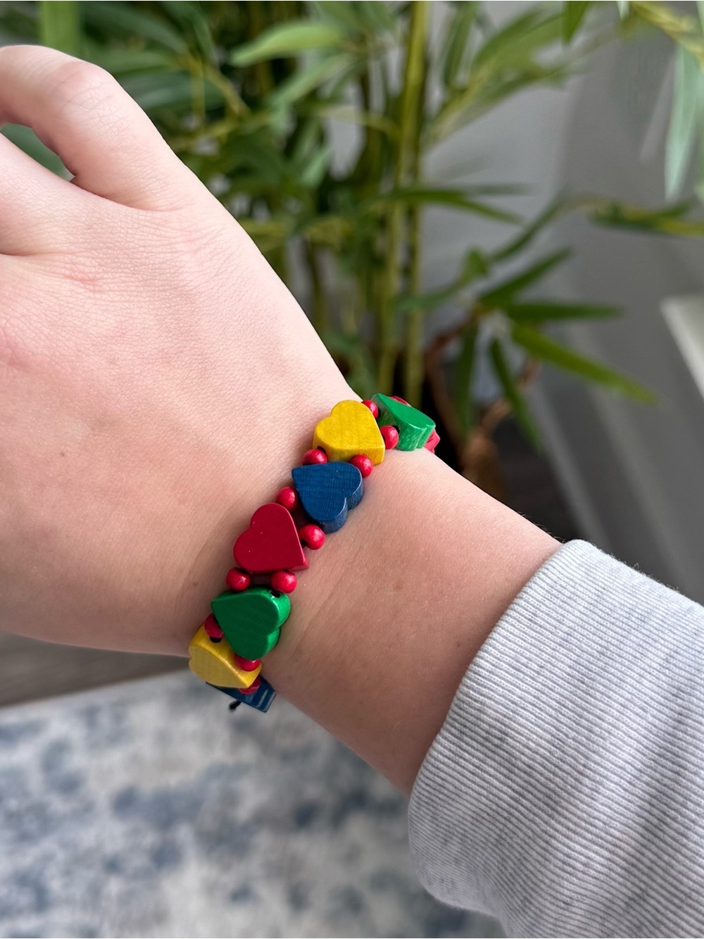 Vintage Kids Wooden Bracelet - Heart Bead Rainbow